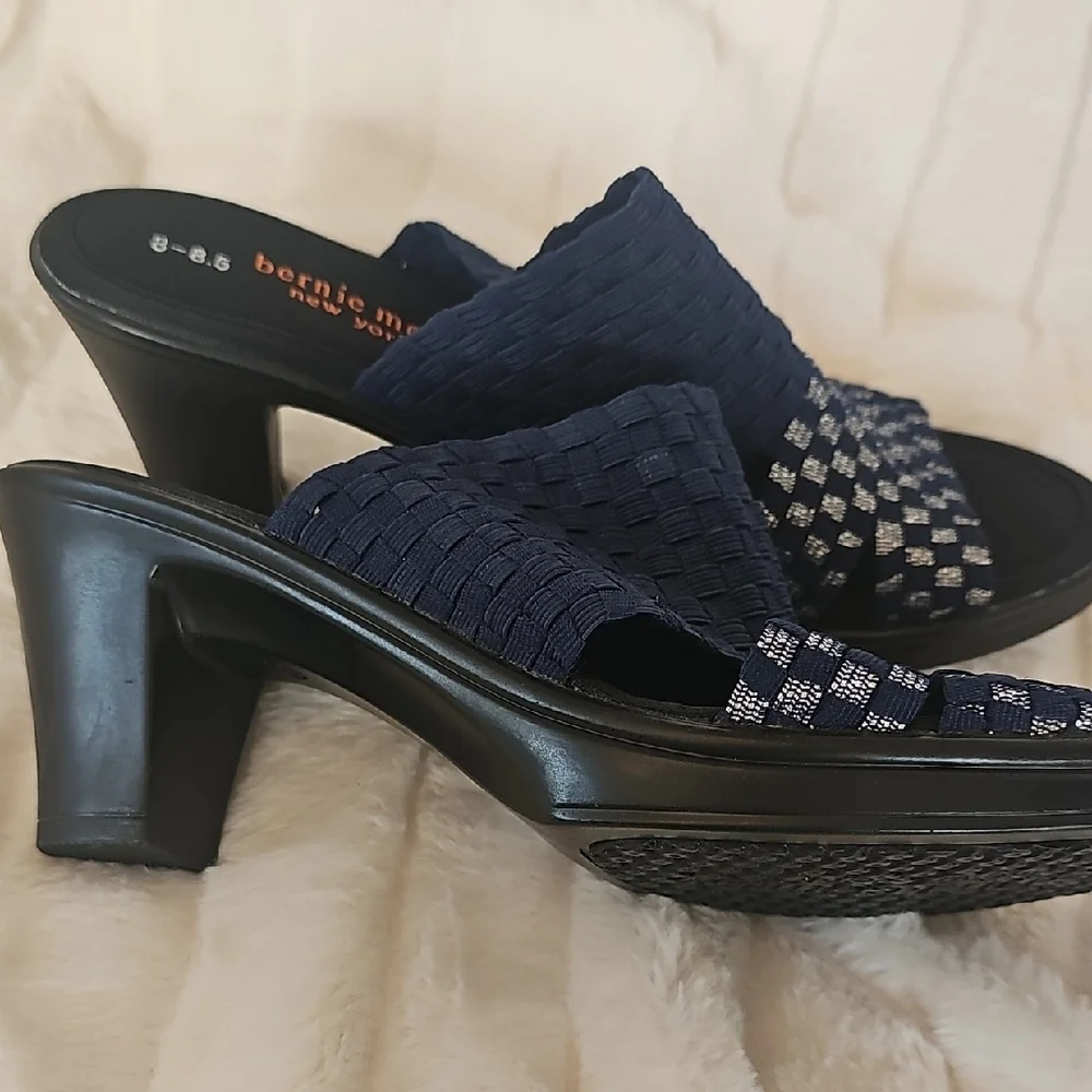 bernie mev. elegant dark